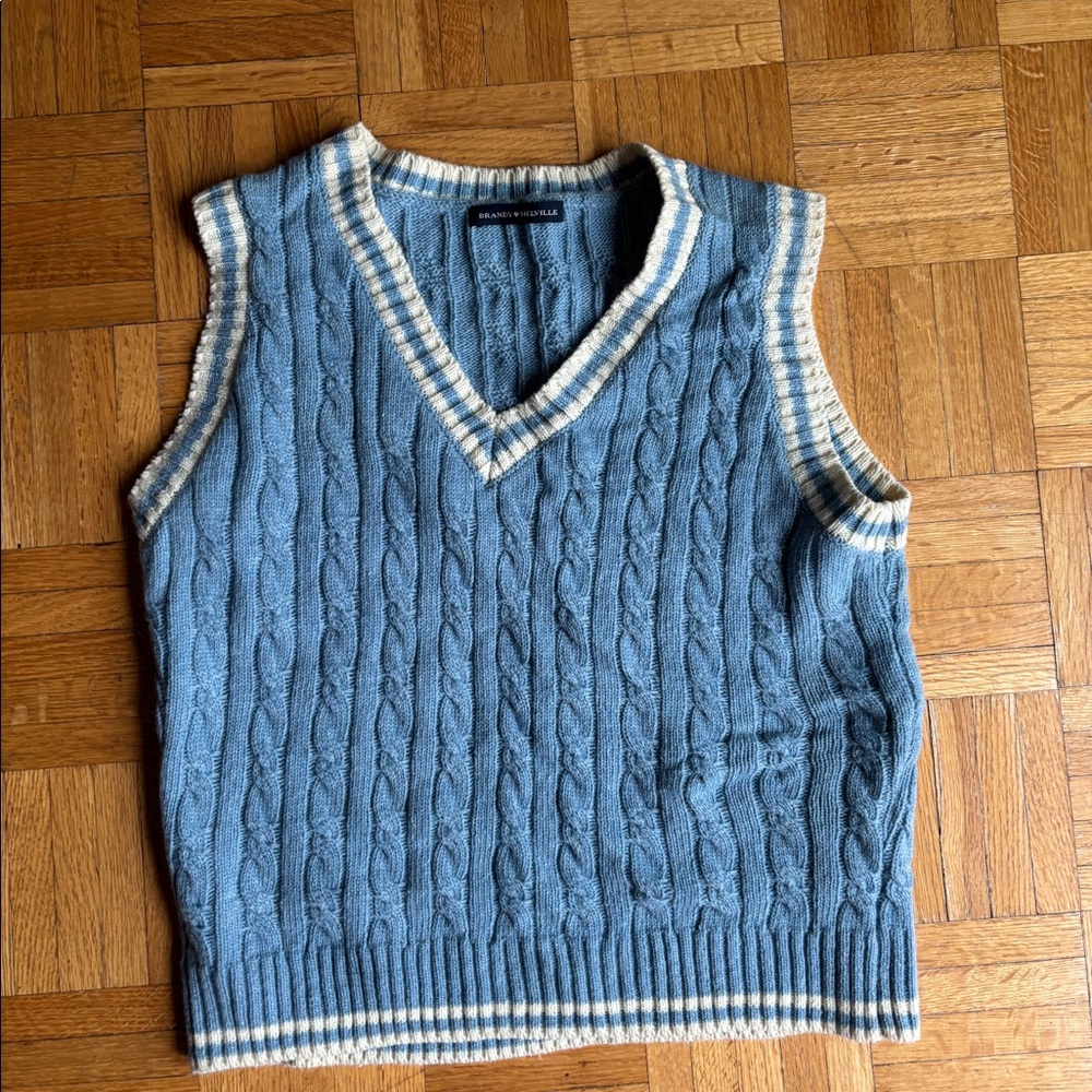 Brandy Melville sweater vest